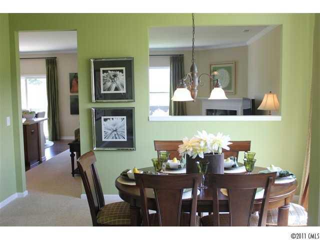 9705 Paper Tree Road Charlotte, NC 28227 - Photo 4 of 16 Gallery Image 4