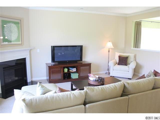 9705 Paper Tree Road Charlotte, NC 28227 - Photo 5 of 16 Gallery Image 5