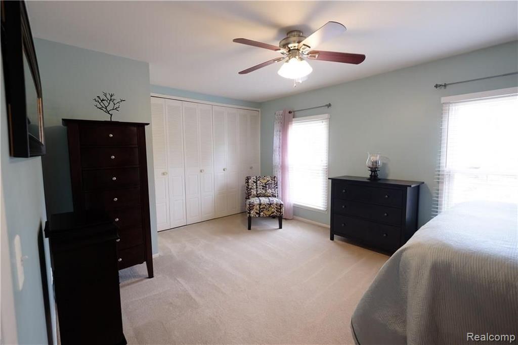 1157 Pine Ridge Court Rochester Hills, MI 48306 - Photo 18 of 41