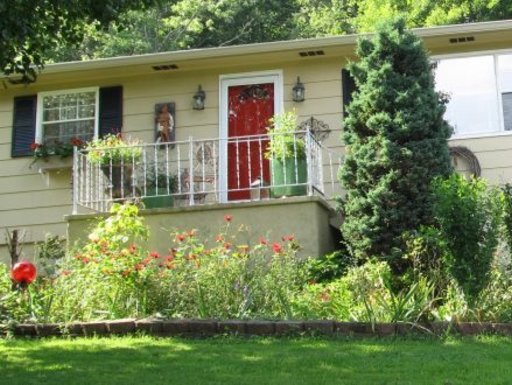 1074 Sulphur Springs Road Clinton, TN 37716 - Photo 1 of 10 Primary Photo