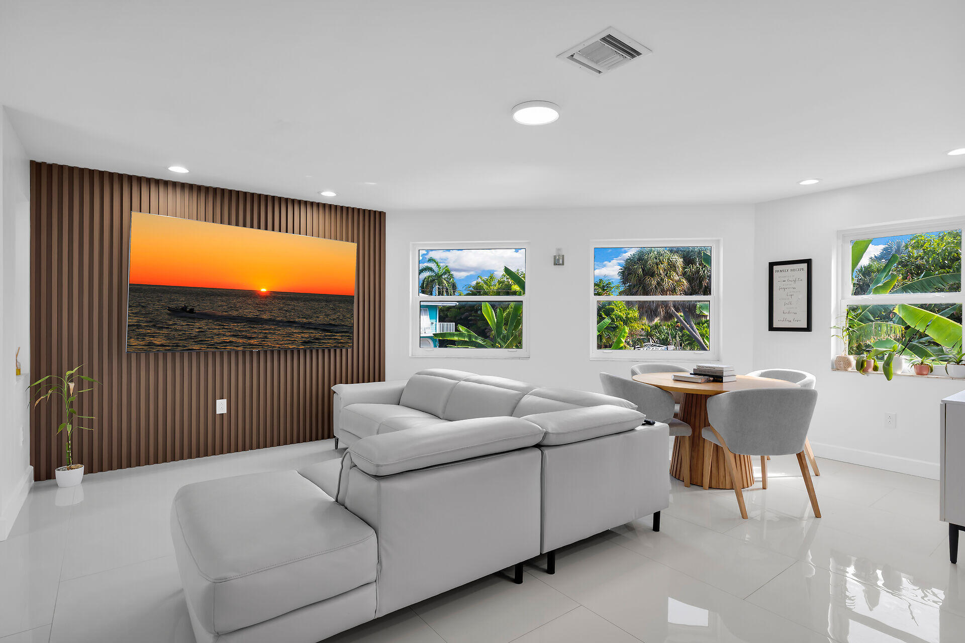 209 Corsair Road Duck Key, FL 33050 - Photo 8 of 38 Living Room