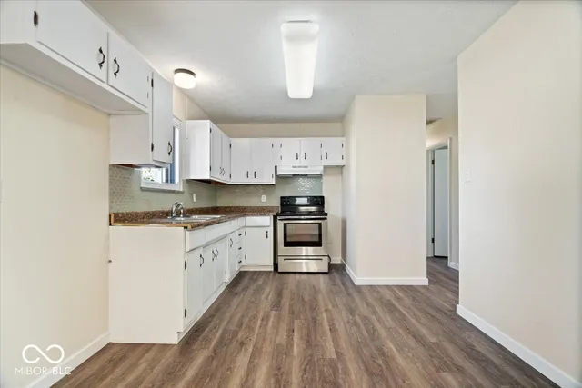 $245,000 | 325 North Center Street, Plainfield, IN 46168