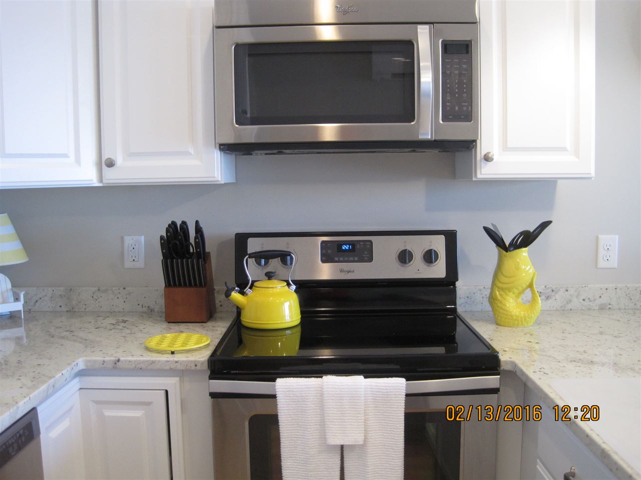 275 Ocean Boulevard, Unit 202 Hampton, NH 03842 - Photo 3 of 33