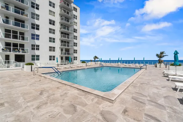 $3,000 | 3450 South Ocean Boulevard, Unit 714, Palm Beach, FL 33480