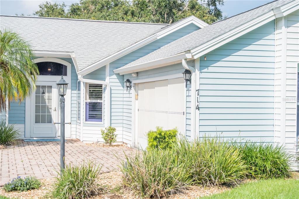 714 Bayhill Drive Lady Lake, FL 32159 - Photo 1 of 20