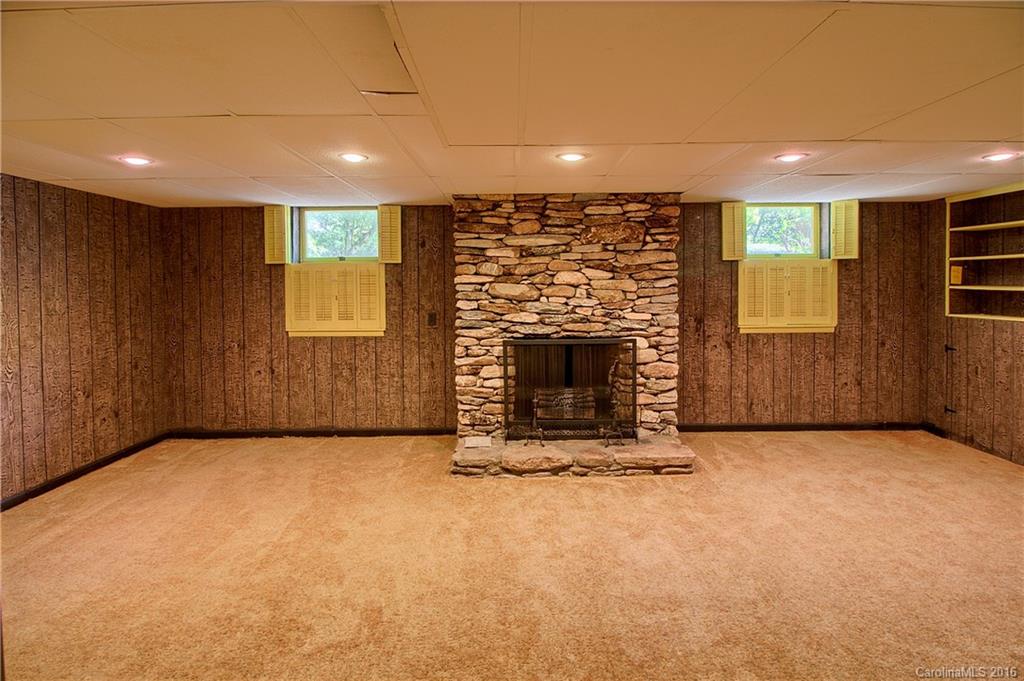 113 Brandon Road Hendersonville, NC 28739 - Photo 15 of 20
