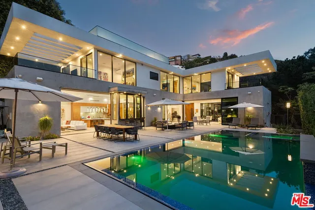 $8,995,000 | 1527 Rising Glen Road, Los Angeles, CA 90069