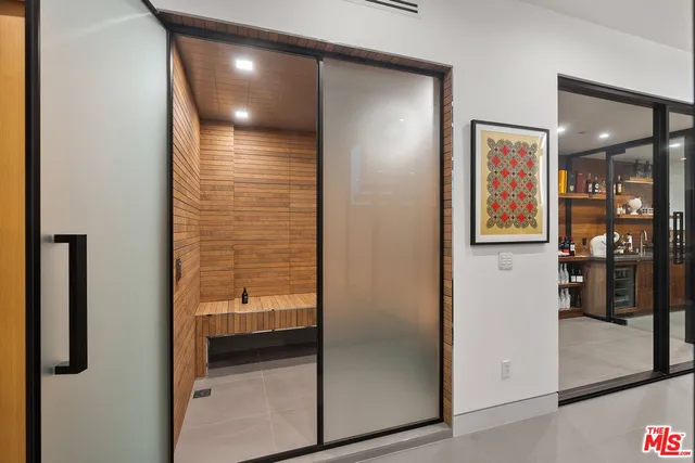 $8,995,000 | 1527 Rising Glen Road, Los Angeles, CA 90069