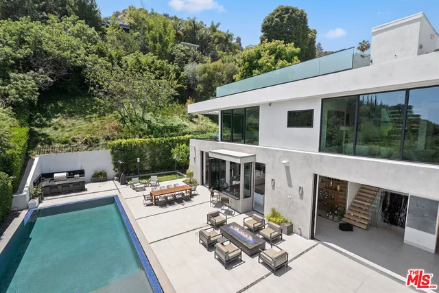 $8,995,000 | 1527 Rising Glen Road, Los Angeles, CA 90069