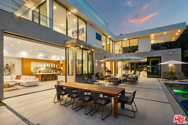 $8,995,000 | 1527 Rising Glen Road, Los Angeles, CA 90069