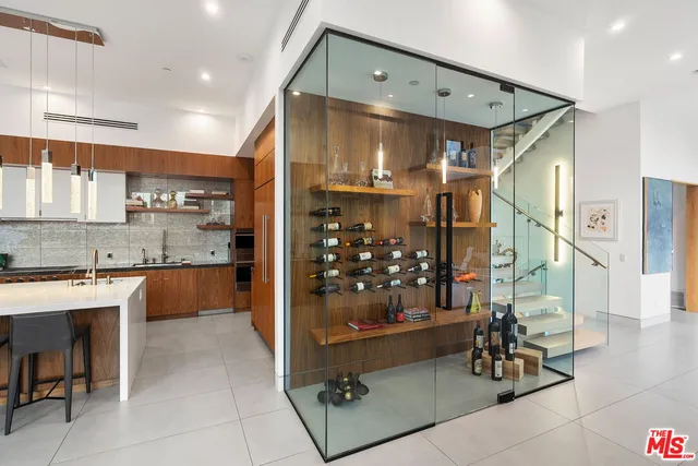 $8,995,000 | 1527 Rising Glen Road, Los Angeles, CA 90069