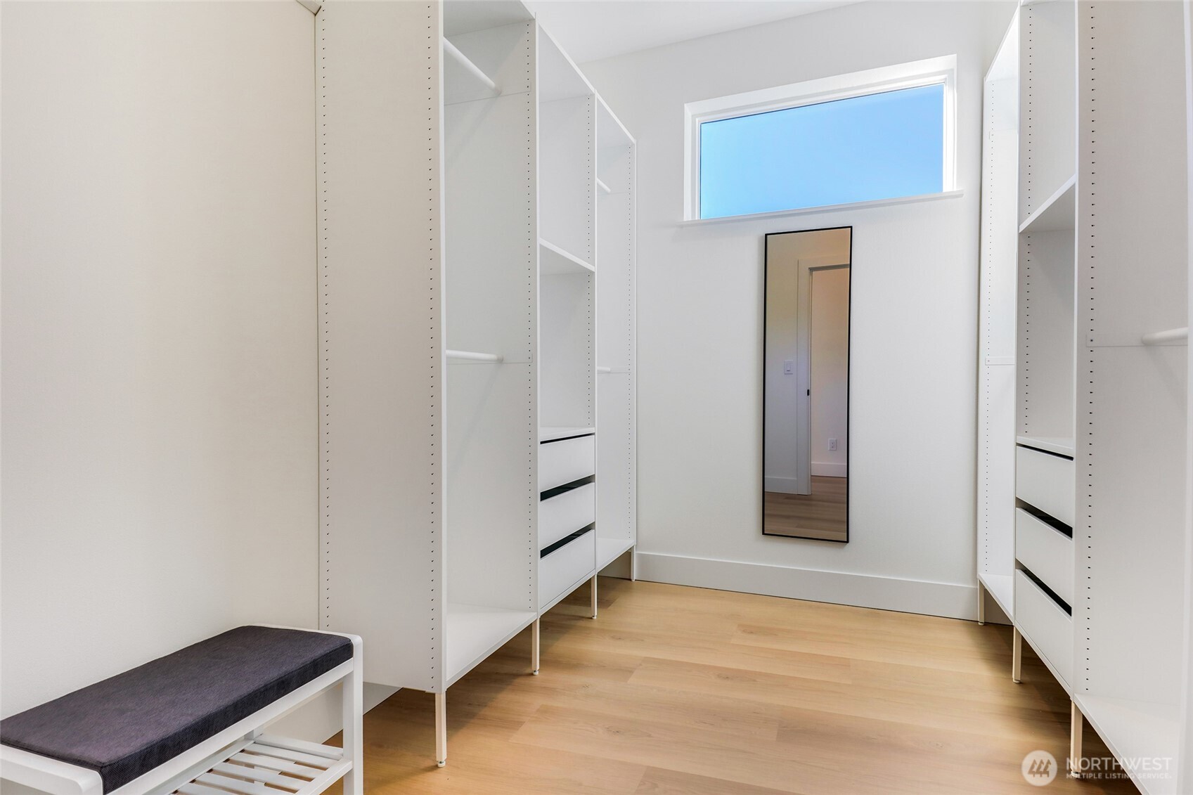 10618 East Riverside Drive Bothell, WA 98011 - Photo 10 of 17