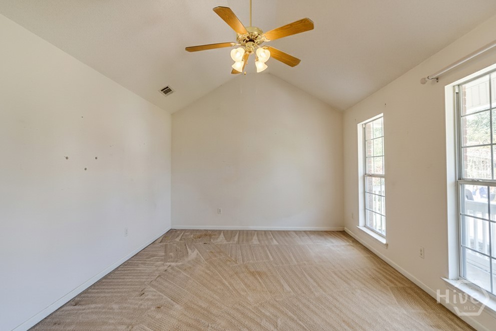 127 Four Oaks Court Rincon, GA 31326 - Photo 5 of 30 Living Room