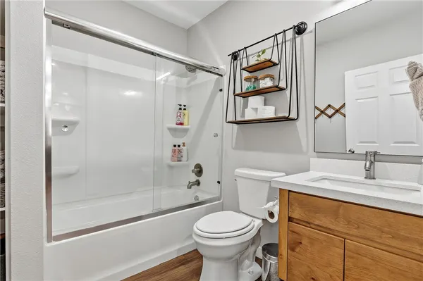 $2,200 | 402 Williamson Drive, Bryan, TX 77801