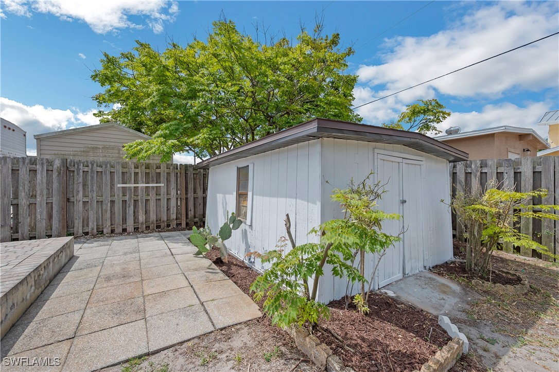 18420 Holly Road Fort Myers, FL 33967 - Photo 16 of 43 Gallery Image 16