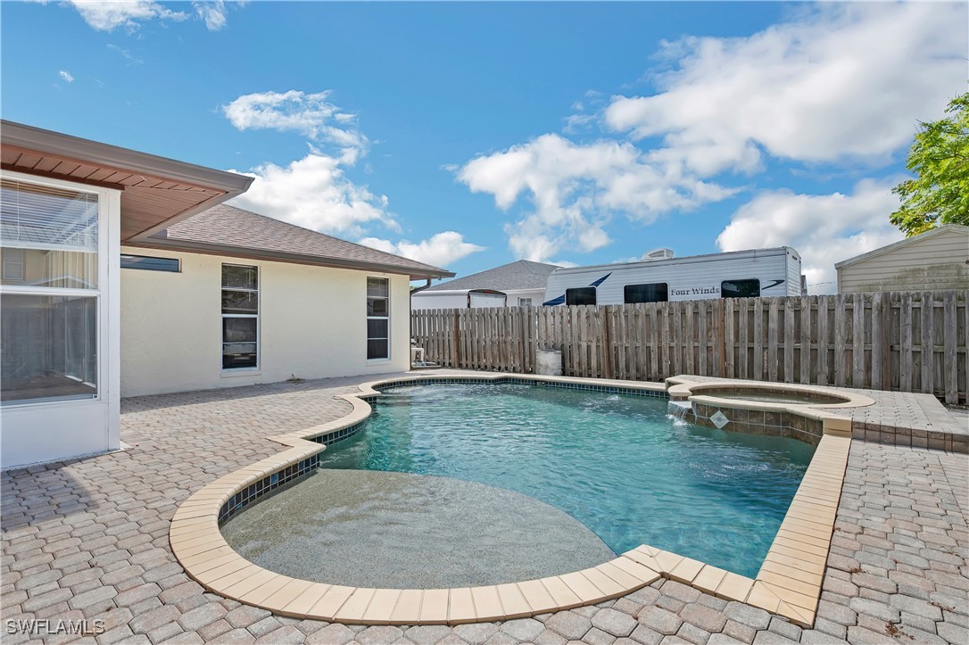 18420 Holly Road Fort Myers, FL 33967 - Photo 9 of 43 Gallery Image 9