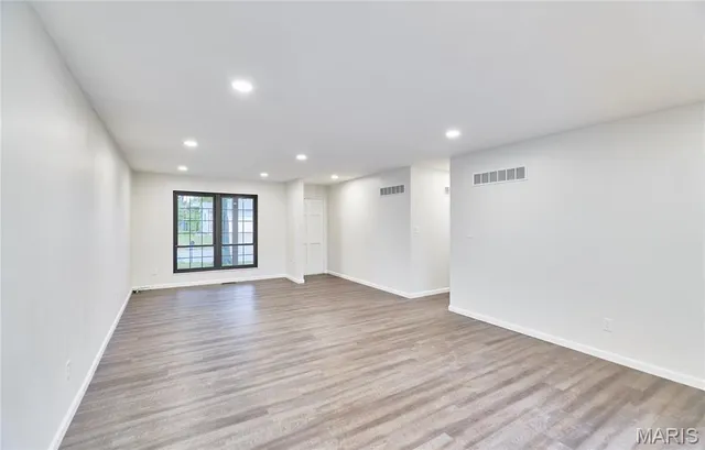 $339,900 | 2675 Victron Drive, St. Louis, MO 63129