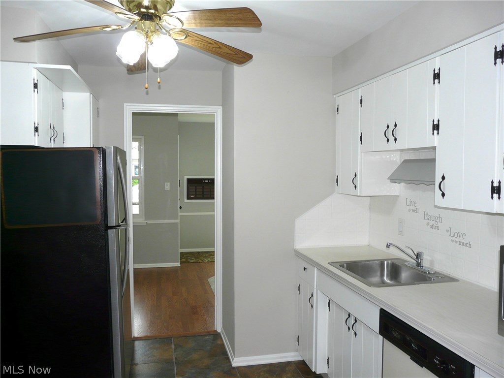 8912 Lynnhaven Road Parma Heights, OH 44130 - Photo 8 of 24