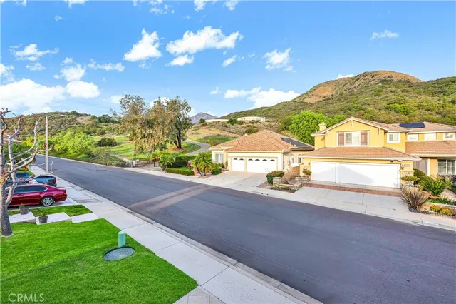 $1,698,000 | 21221 Meander Lane, Trabuco Canyon, CA 92679