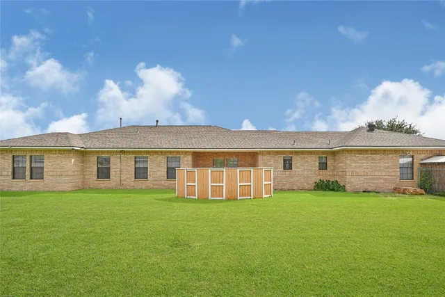 $432,000 | 319 Pinedale Avenue, Arcola, TX 77583