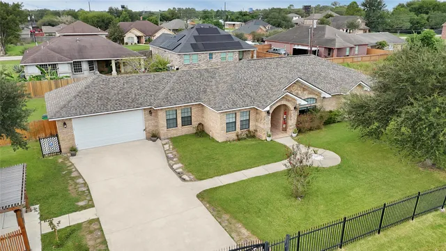 $432,000 | 319 Pinedale Avenue, Arcola, TX 77583
