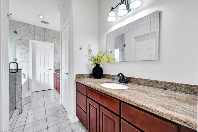 $432,000 | 319 Pinedale Avenue, Arcola, TX 77583