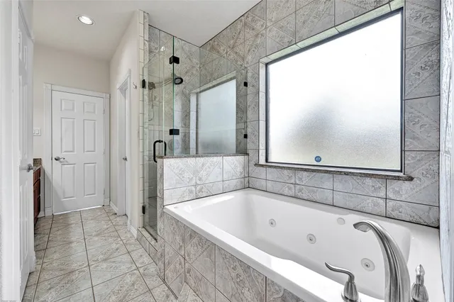 $432,000 | 319 Pinedale Avenue, Arcola, TX 77583