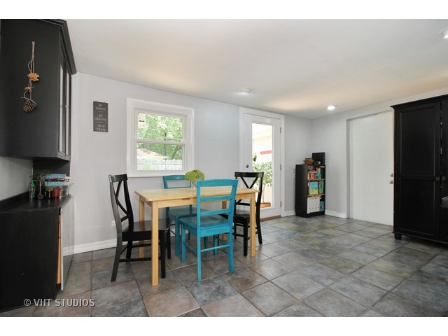 2033 Hawthorne Road Homewood, IL 60430 - Photo 9 of 16