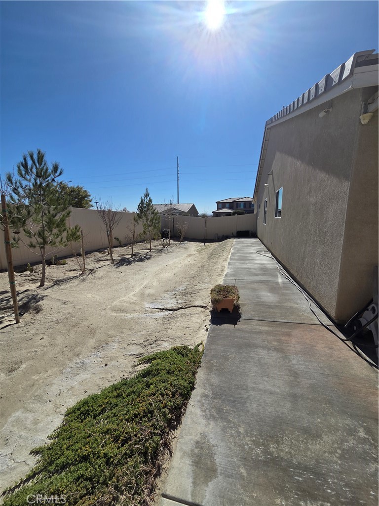 10592 Chevron Court Adelanto, CA 92301 - Photo 19 of 21
