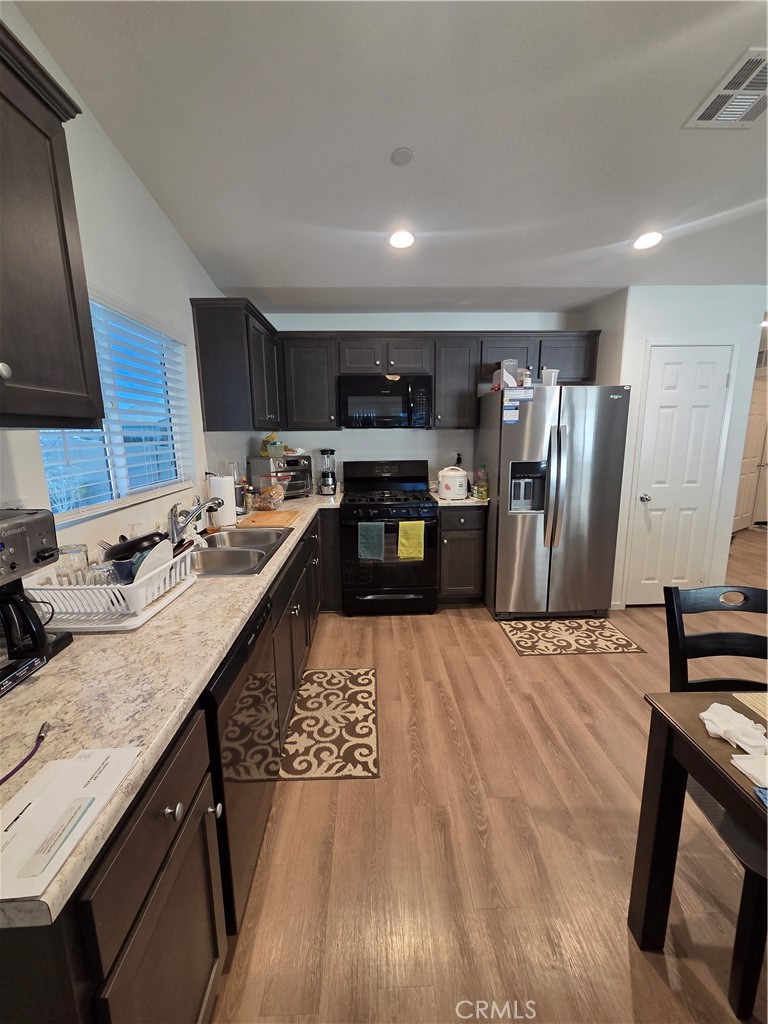 10592 Chevron Court Adelanto, CA 92301 - Photo 10 of 21