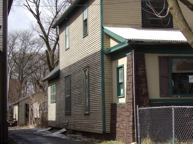 54 Jericho Road Battle Creek, MI 49014 - Photo 2 of 17 100_0016