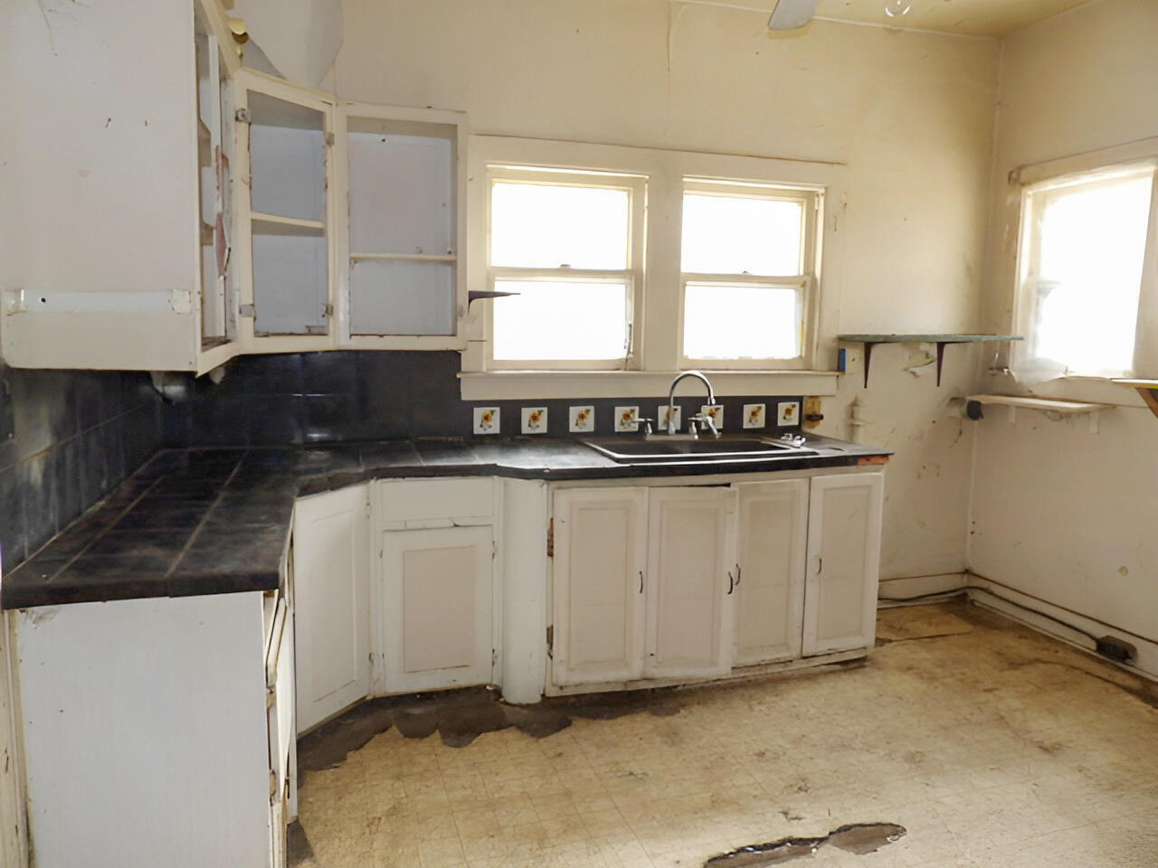 54 Jericho Road Battle Creek, MI 49014 - Photo 5 of 15 100_0031