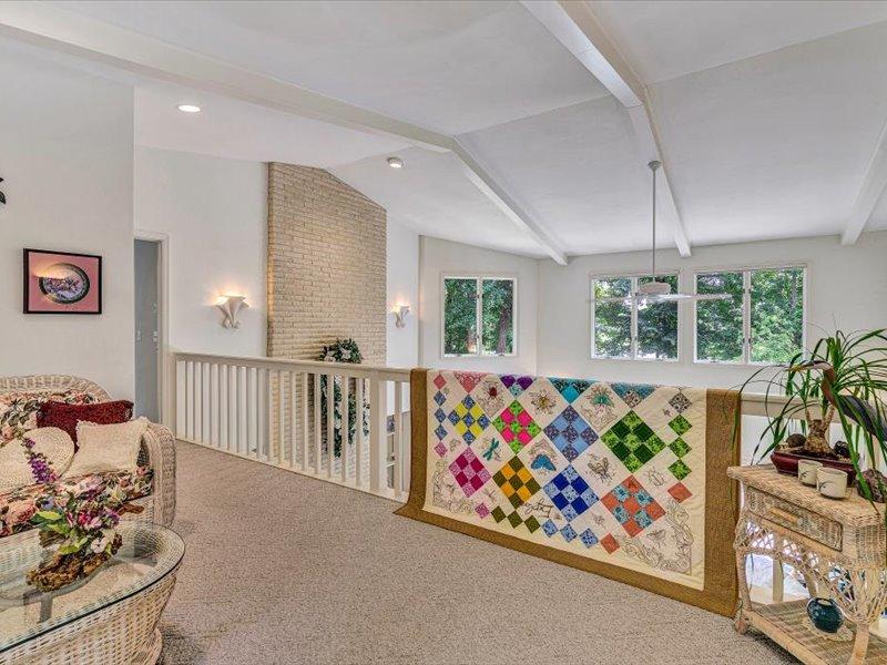 121 Spring Drive Huddleston, VA 24104 - Photo 29 of 70 Sitting Room