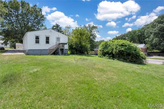 $110,000 | 10525 Hobday Avenue, St. Ann, MO 63074