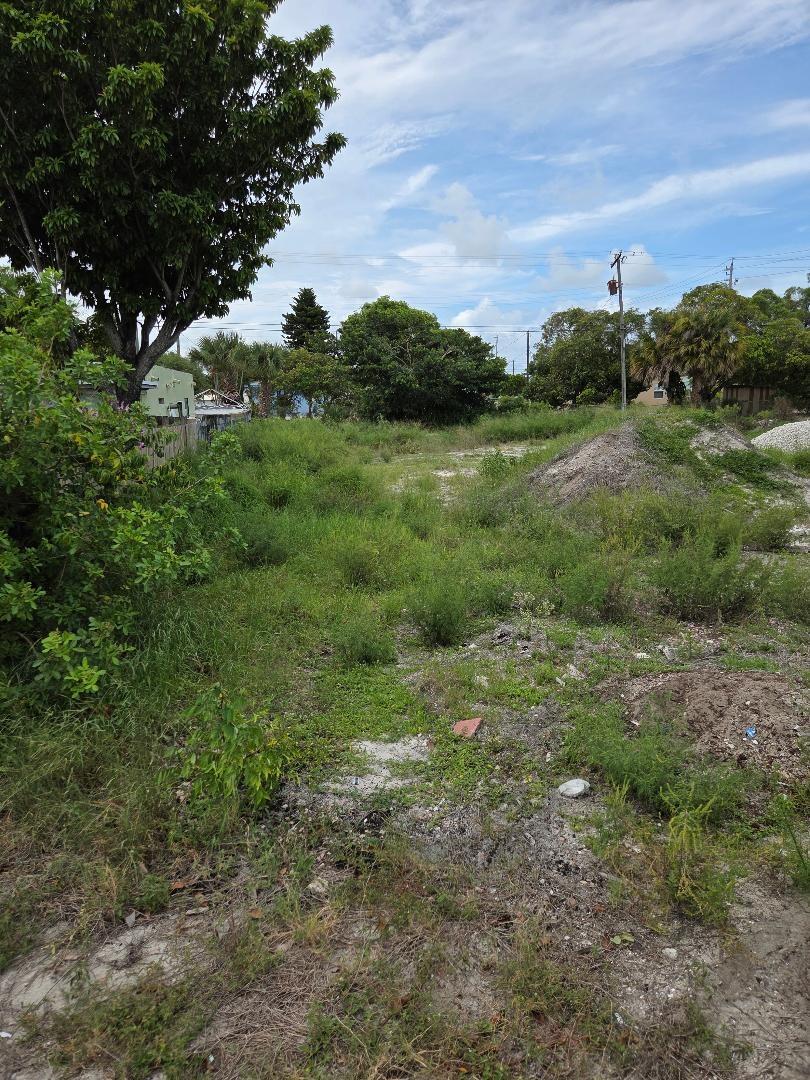 1114 West 28th Street Riviera Beach, FL 33404 - Photo 3 of 8 Lot pic 5 5