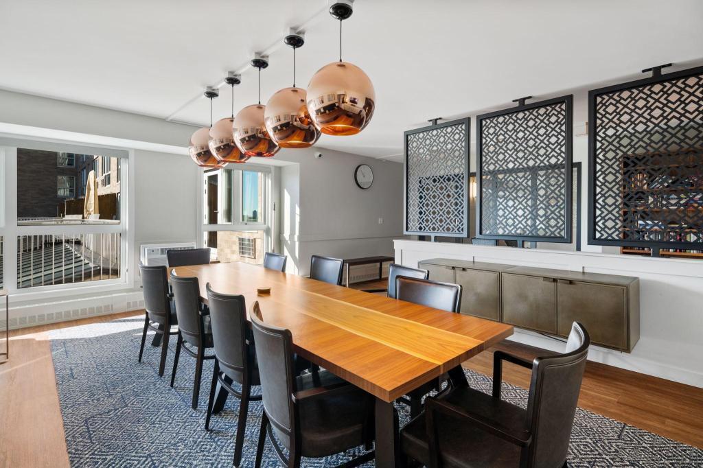 433 South 7th Street, Unit 1828 Minneapolis, MN 55415 - Photo 23 of 34