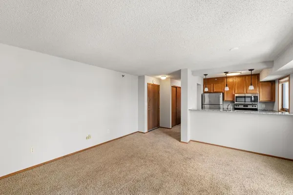 $1,395 | 433 South 7th Street, Unit 1828, Minneapolis, MN 55415