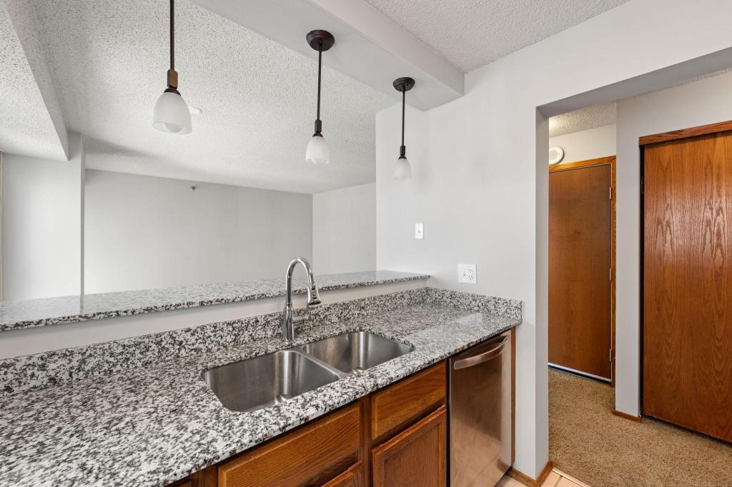 433 South 7th Street, Unit 1828 Minneapolis, MN 55415 - Photo 6 of 34