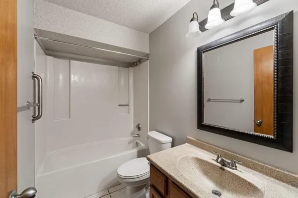 $1,395 | 433 South 7th Street, Unit 1828, Minneapolis, MN 55415