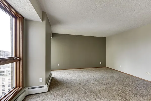 $1,395 | 433 South 7th Street, Unit 1828, Minneapolis, MN 55415