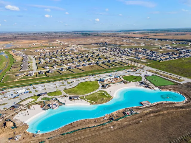 $324,900 | 440 Long Br Drive, Dayton, TX 77535