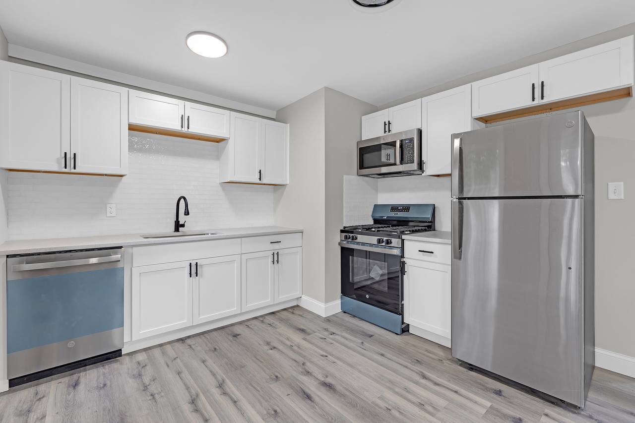 307 Louis Road Joliet, IL 60433 - Photo 11 of 20