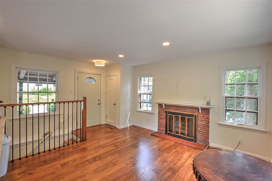 475 North Park Ln Court Decatur, IL 62521 - Photo 7 of 32 Gallery Image 7