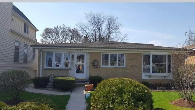 $474,900 | 1445 Everett Avenue, Des Plaines, IL 60018
