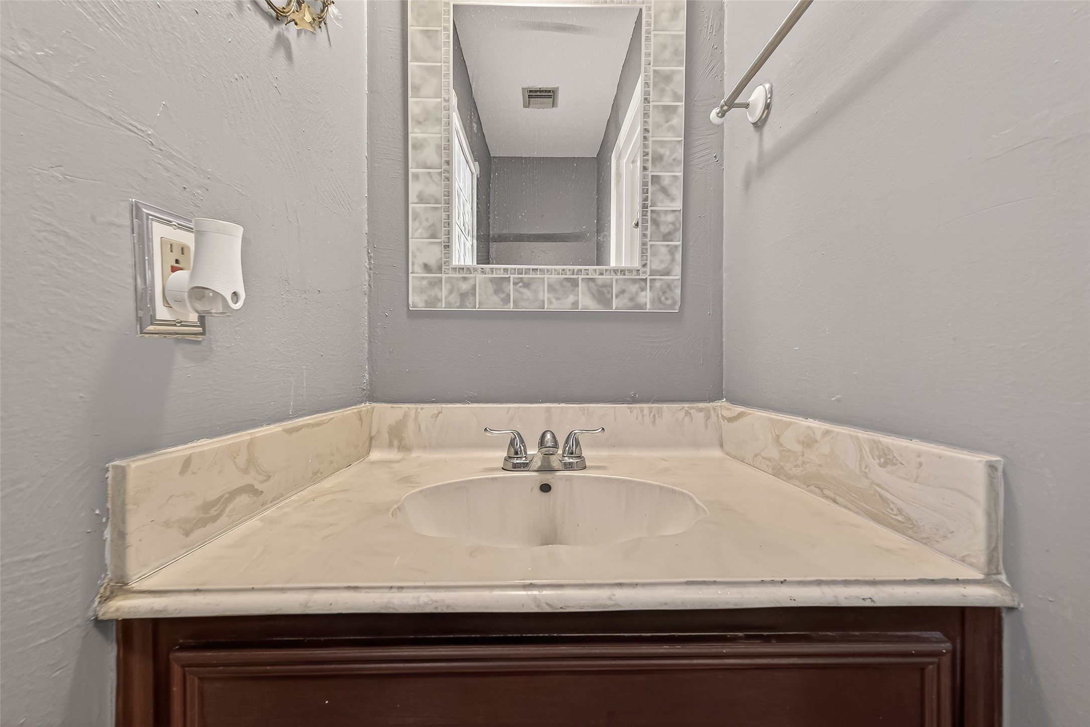 11331 Oakcenter Drive Houston, TX 77072 - Photo 17 of 36 a close view of a sink in the bathroom