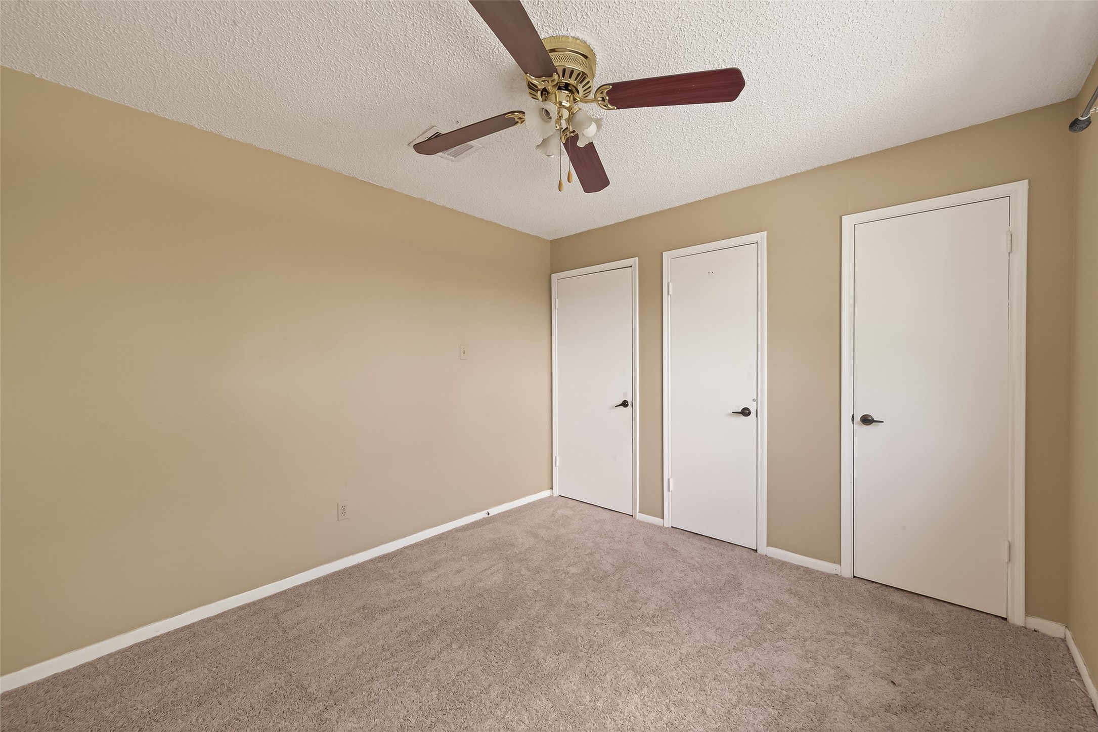 11331 Oakcenter Drive Houston, TX 77072 - Photo 18 of 35