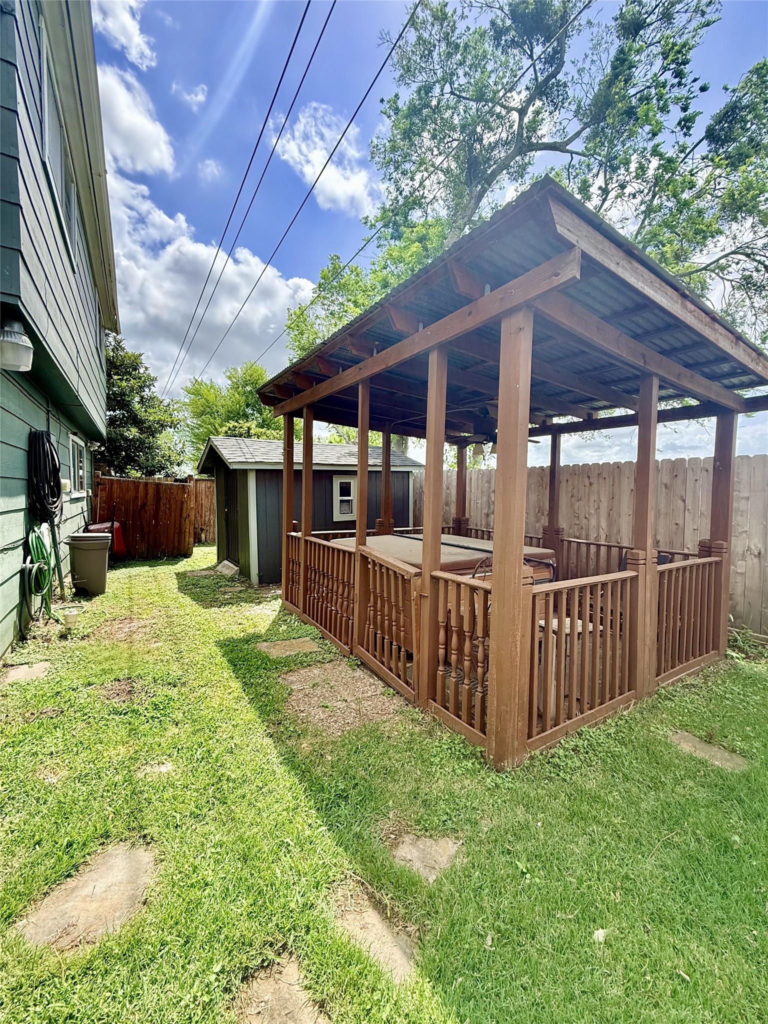 11331 Oakcenter Drive Houston, TX 77072 - Photo 34 of 36 a front view of a house with a yard