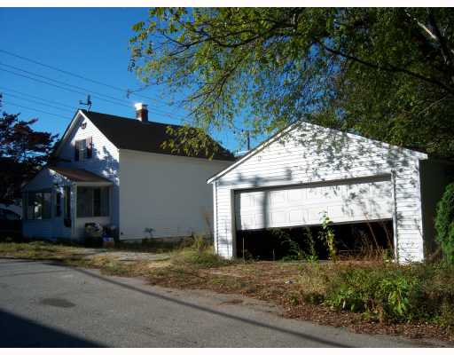 89 Read Avenue Coventry, RI 02816 - Photo 2 of 2 Exterior Front.