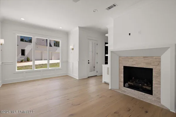 $999,900 | 210 Welchshire Drive, Madison, MS 39110