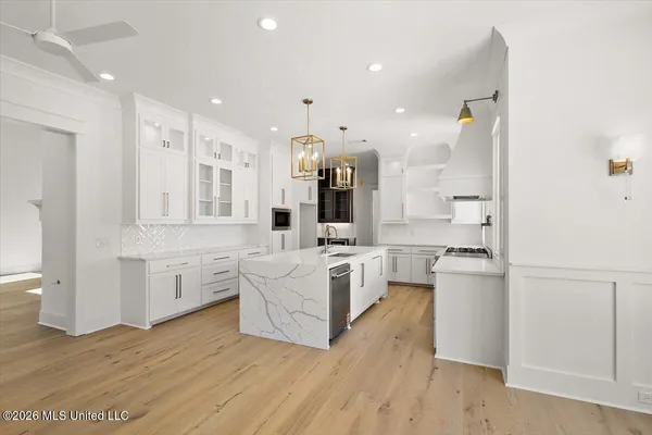 $999,900 | 210 Welchshire Drive, Madison, MS 39110